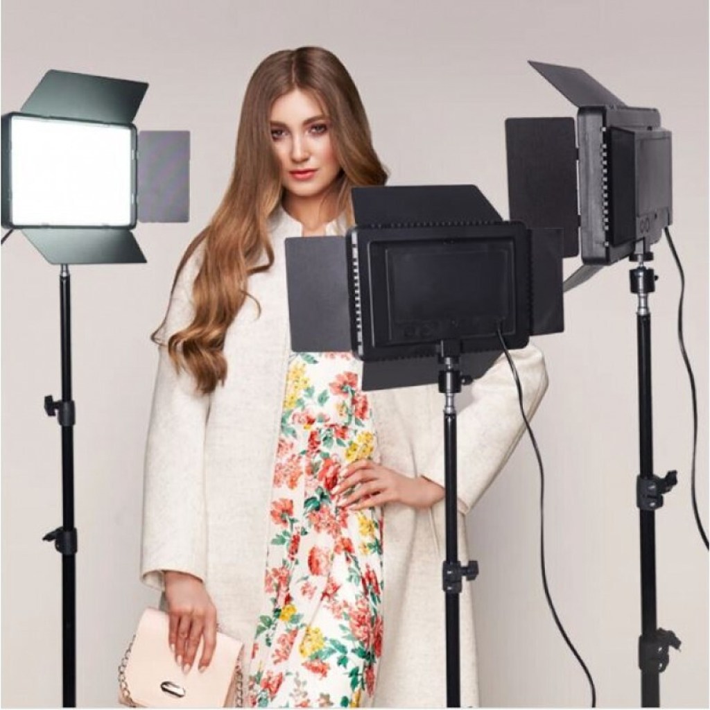 φορητό-φωτιστικό-φωτογράφισής-led-3000-6500k-rl-900-με-τρίποδο